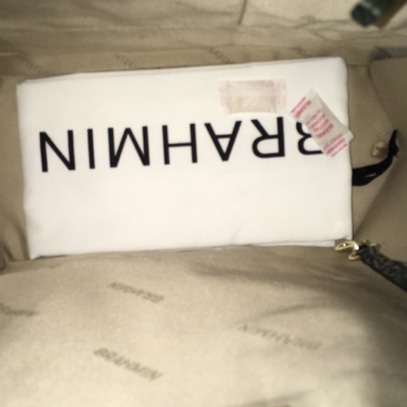 Brahmin - Picture 5 of 6